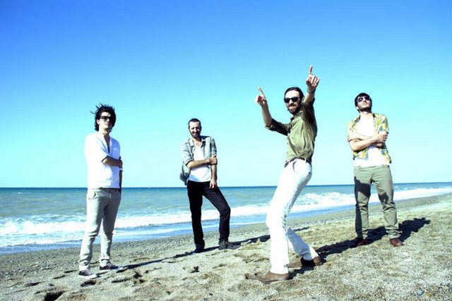 12 Ekim Cuma, Ankara Vişnelik Festivali'12 kapsamında; saat 20.00'de, Multitap, saat 22.00'de ise Model. Giriş: 39, 34 TL. Tel: (216 556 98 00)