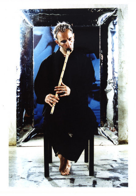 12 Ekim Cuma, Borusan Müzik Evi'nde; saat 21.30'dan sonra Mercan Dede Ensemble feat Scott Russell. Tel: (0212) 336 32 80