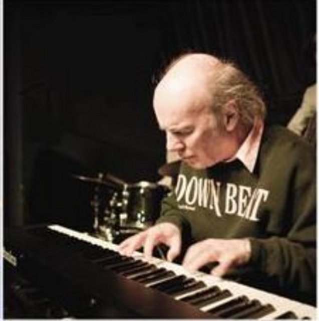 14 Ekim Pazar, Tamirane'de; saat 15.00'te, 'Morning Jazz Sessions' kapsamında, Dolunay Obruk & Hakan Behlil & Emin Fındıkoğlu. Giriş: Ücretsiz. Tel: (212 311 73 09)