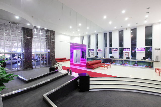 RADİSSON BLU HOTEL