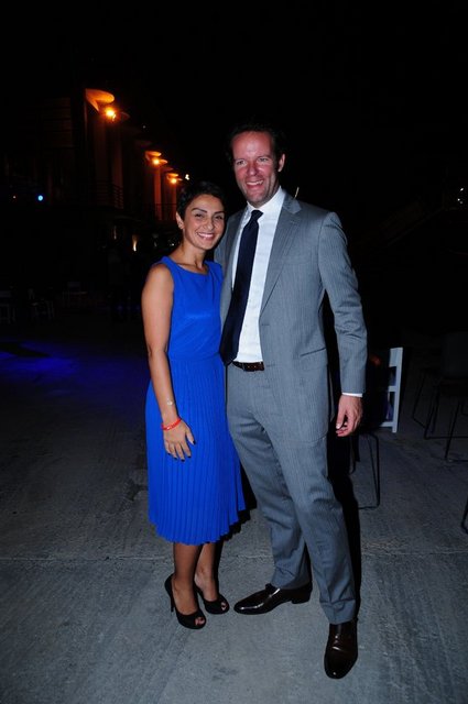 NEŞEHAN HANOĞLU, DANIEL STORK