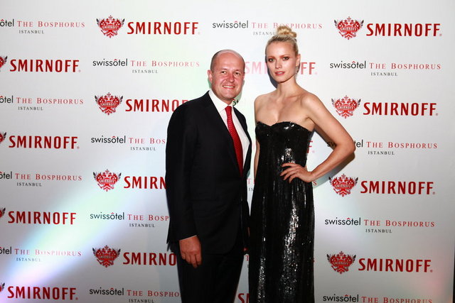GERHART STRUGER, FRANSIZKA KNUPPE