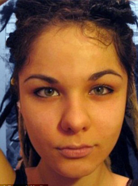 22 yaşındaki Kristina Rei, ameliyat sonucu tanınmayacak hale geldi.