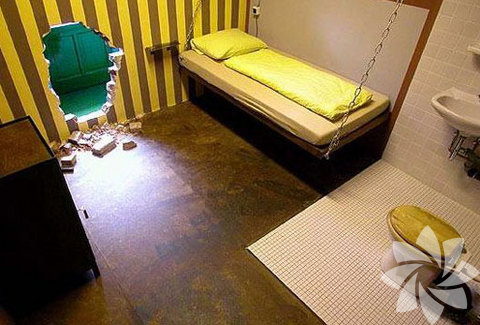 Propeller Island City Lodge- Berlin