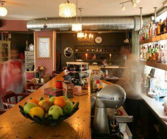 Susam Cafe / Cihangir Tel: (212 251 59 95)