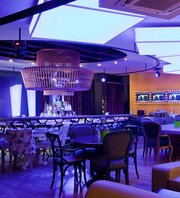 Bowl Room / Beyoğlu Tel: (212 249 05 05)