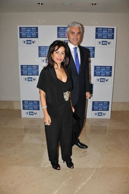 SUZAN SABANCI - HALUK DİNÇER
