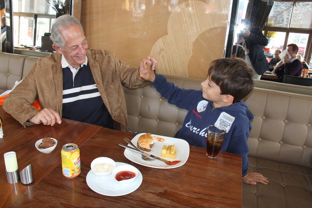 FARUK SÜREN VE TORUNU RAİF