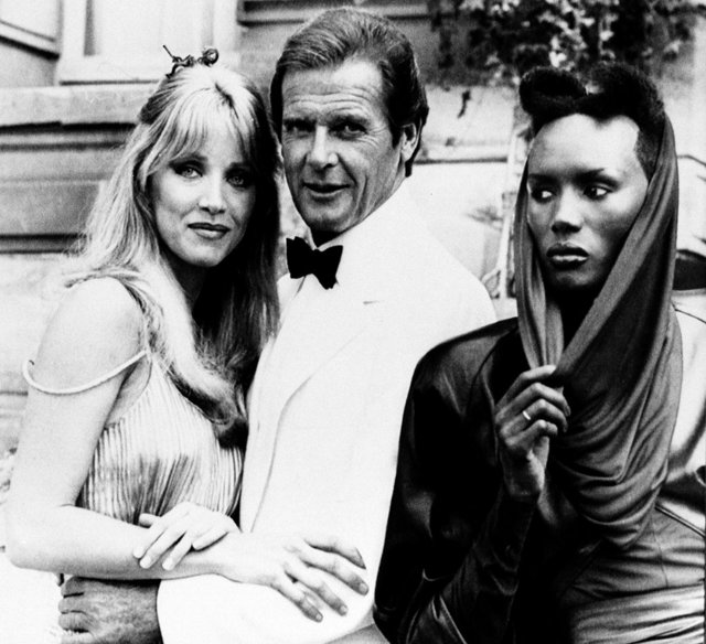 Tanya Roberts