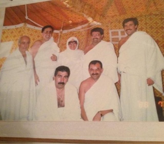 8. Cumhurbaşkanı merhum Turgut Özal'ın özel kalem müdürü eski AKP milletvekili Feyzi İşbaşaran Özal'ın bilinmeyen fotoğraflarını paylaştı.