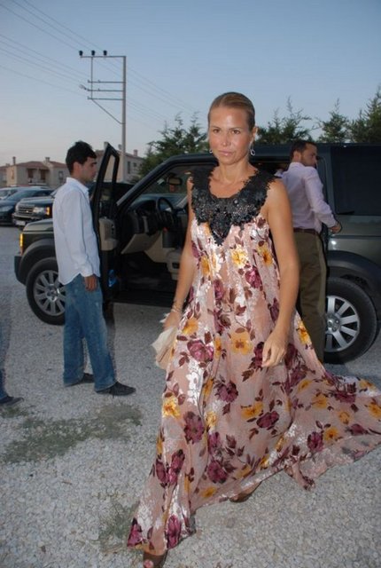 TANSA EKŞİOĞLU