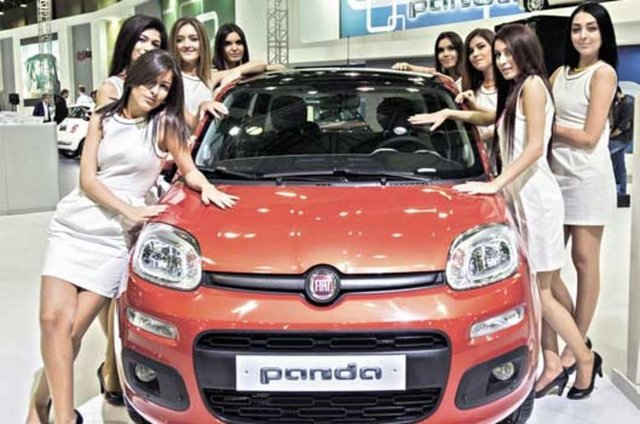 Fiat, - 2012 İstanbul - Autoshow Fuarı'nda - tanıttığı yeni - modelleriyle ataklarına - devam ediyor.