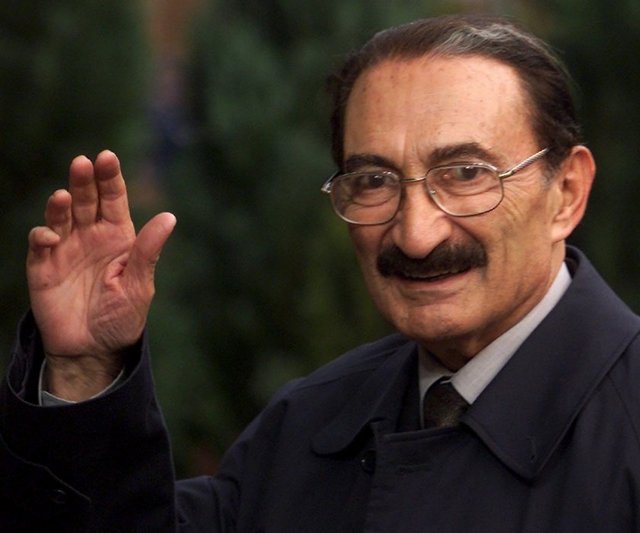 2006'da eski başbakan Bülent Ecevit hayatını kaybetti