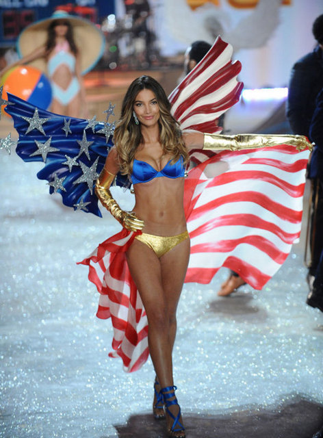 VICTORIA'S SECRET 2013 DEFİLE