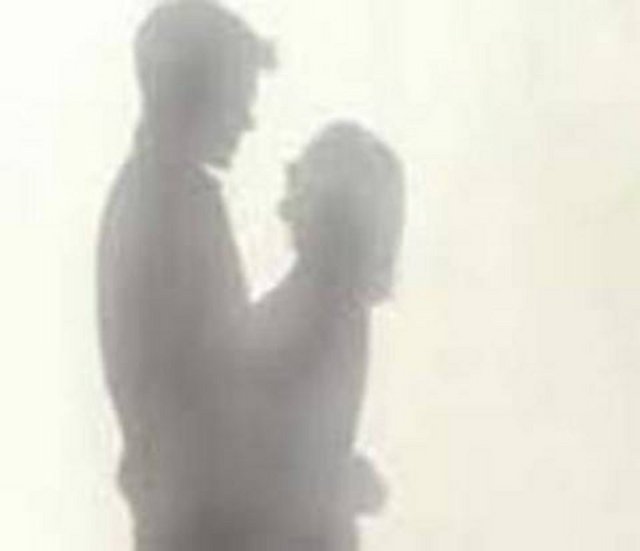 Dorothy H. (40) eşini ayarttığı gerekçesiyle öteki kadın hakkında 1 milyon dolarlık tazminat davası açtı. Yargıç, 18'inci yüzyıldan kalma bir maddeye dayanarak, davanın görülmesini kabul etti.