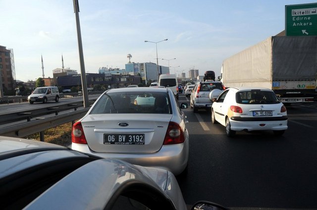 Basın Ekspres'de Sefaköy ve Güneşli içerisinin kullanılması önerilebilir.