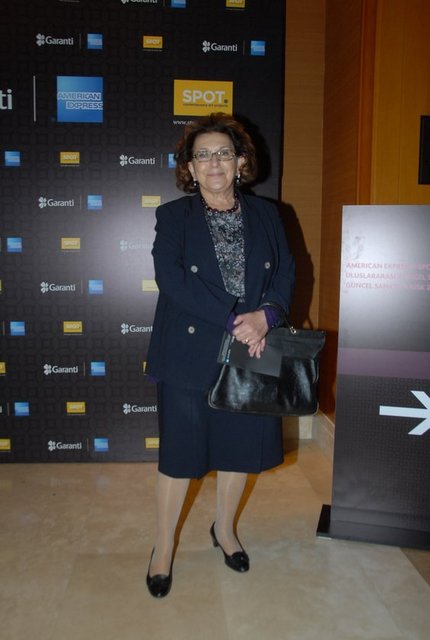 NAZAN ÖLÇER
