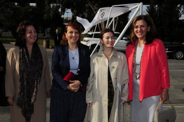 MONİK İPEKEL, GÜL MUTLU, ÖZLEM CANKURTARAN, NURTEN ÇAPKIN