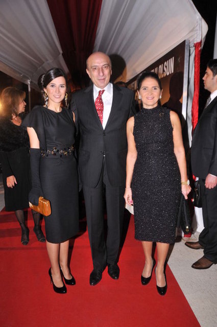 İBRAHİM, İREM KEFELİ