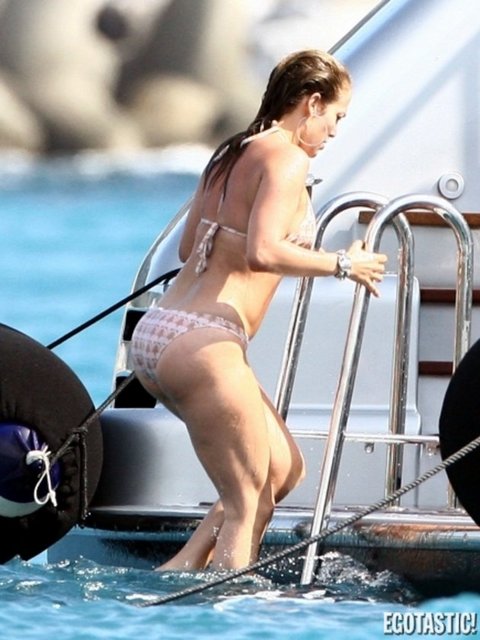 JENNIFER LOPEZ