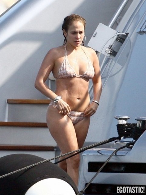 JENNIFER LOPEZ