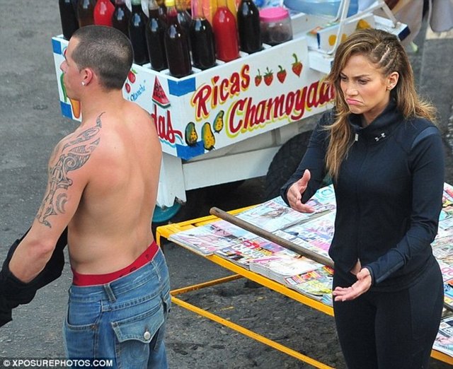 JENNIFER LOPEZ