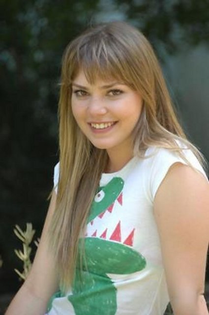 Aslı Enver - İngiltere doğumlu