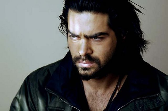 Kaş çatmak için 43 kas harekete geçer.