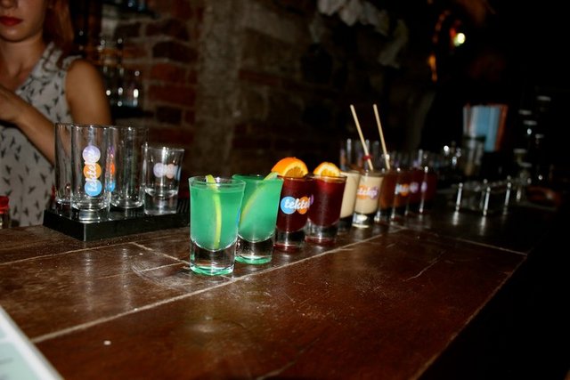 Tektekçi / Beyoğlu Tel: (533 774 74 60)