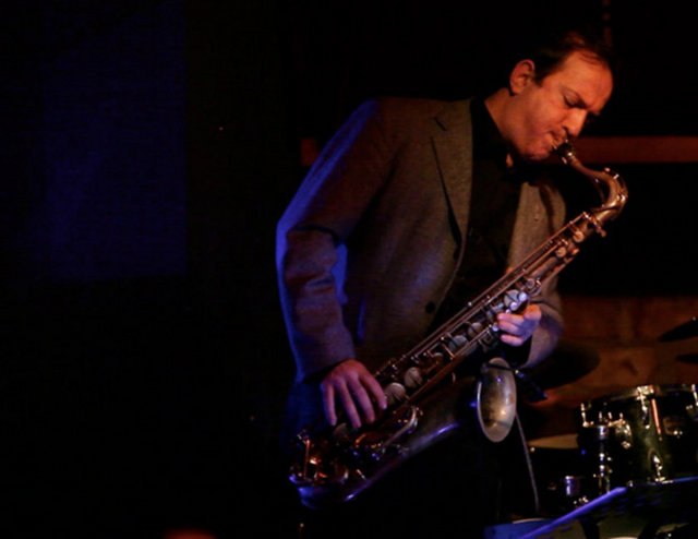 18 Kasım Pazar, Tamirane'de; saat 15.00'te, Morning Jazz Sessions Caz konserleri kapsamında, Yahya Dai Quartet. Giriş: Ücretsiz. Tel: (212 311 73 43)
