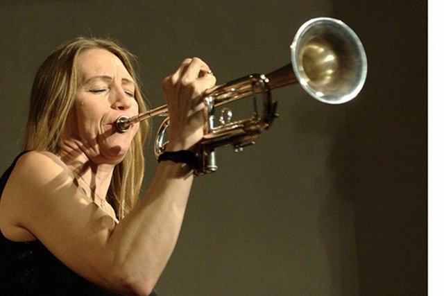 16 Kasım Cuma, Borusan Müzik Evi'nde; saat 21.30'da, Amsterdamlı trompetçi Saskia Laroo's Jazzkia Feat. Şevket Akıncı. Tel: (212 336 32 71)