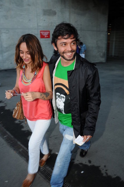 EMRE ÇAPA, ZARA TAŞ