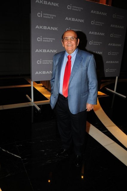 MUSTAFA ÖZKAN 