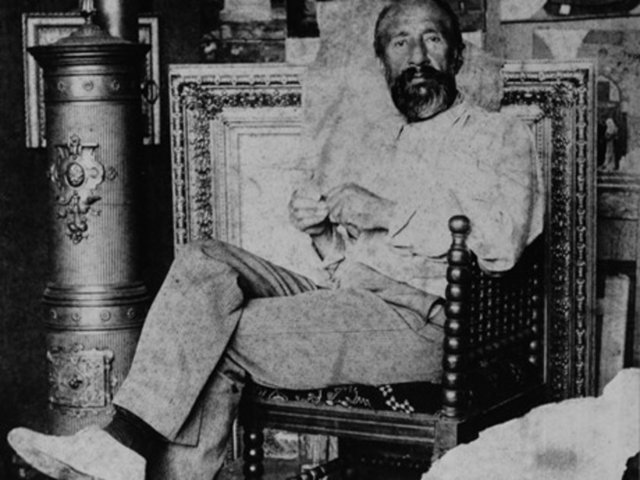 Yapı Kredi Kültür Merkezi; Hitit kazılarının 100 yılı aşkın öyküsüne ev sahipliği yapıyor. "Hattuşa'da 106 Yıl" sergisi, 1906 yılından günümüze, Hititler'in Başkenti Hattuşa'da yapılan arkeolojik kazıların şu ana kadar yayımlanmamış fotoğraflarını görmek isteyenleri bekliyor. Sergi 30 Kasım'da sona erecek. Tel: (212 252 47 00)