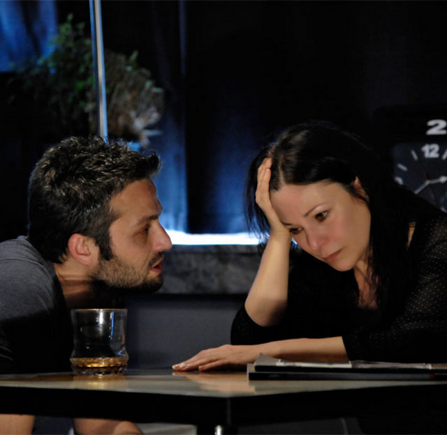 24 Kasım Cumartesi, Craft Tiyatro'da; saat 20.30'da, Neil LaBute'un yazdığı, Seda Yıldız ve Okan Başar Bahar'ı çevirdiği, Çağ Çalışkur'un yönettiği, Şenay Gürler ile Deniz Karaoğlu'nun rol aldığı "Kayıp - Mercy Seat". Tel: (212 249 49 66)
