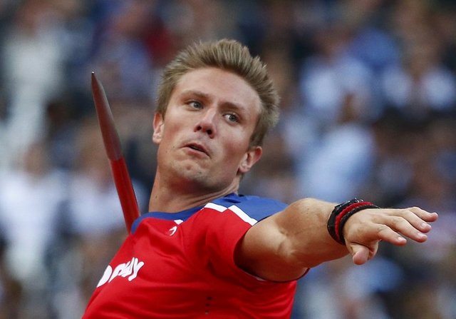 Andreas Thorkildsen Cirit atmada 90,57 m ciridi uzaklığa atarak dünya rekoru kırdı.