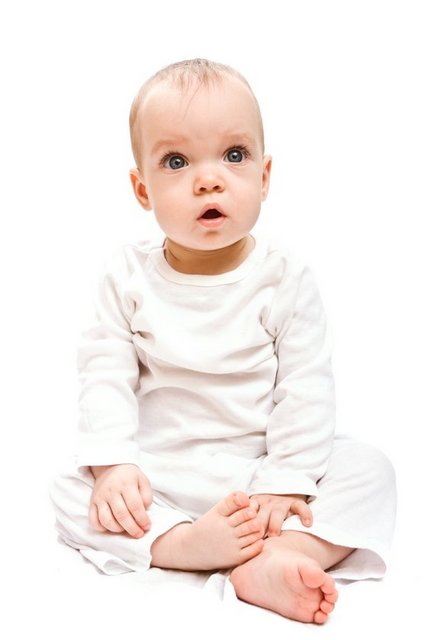 Karın ağrısına zeytinyağı masajı: Bebeğinizin karnı ağrıyorsa sıcak su, tuz ve zeytinyağını karıştırın.Ilıkken dairesel masaj yaparak bebeğinizin karnına sürün.Bebeğinizi sırtüstü yatırın.El ve ayakları çapraz olarak birbirine gelecek şekilde dikkatlice hareket ettirin.