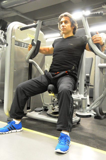 Kareleri takip ederek hareketin tüm aşamalarını görebilirsiniz.