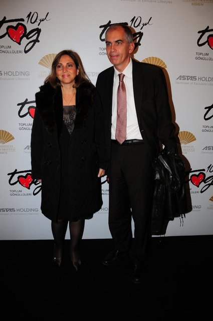 MARIA - HERVE MAGRO
