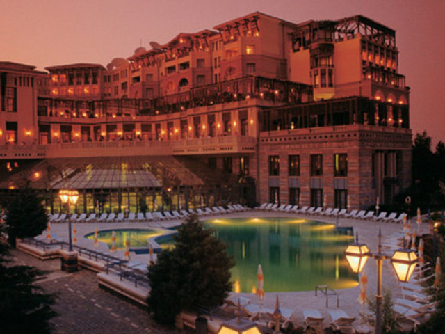 Silivri Klassis Resort Hotel Tel: (212 727 40 81)