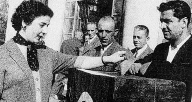 1919 - Fransa'daki seçimlerde kadınlara ilk kez oy hakkı tanındı.