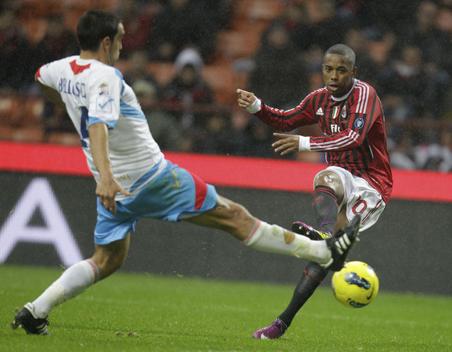 138-Catania - Milan İtalya Serie A'da 15. haftanın açılış maçında Milan Catania deplasmanına gidiyor bu maça giderken Milan'da Christian Abbiati, Luca Antonini, Daniele, Bonera, Pato, Mario Yepes, Ignazio Abate bu maçta forma giyemeyecekler. Catania'da ise Gonzalo Bergessio, Marco Biagianti, Alejandro Gomez, Mariano Izco, Nicolas Spolli, Keko ve Fabio Sciacca bu karşılaşmada sakatlıkları sebebiyle forma giyemeyecekler.
