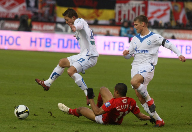 103-Spartak Moskova - Zenit Rusya Ligi'nde 18. haftanın ilk mücadelesinde Spartak Moskova Zenit'i ağırlıyor. Konuk ekip Zenit'te herhangi bir eksik bulunmazken Spartak Moskova'da Romula Monteiro, Diniyar Bilyaletdinov, Artem Rebrov kadroda olmayacak.