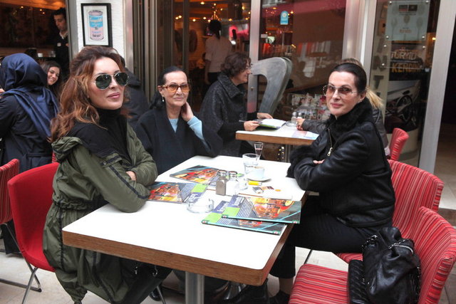 SAADET TUĞBAY, AHU TUĞBAY, AFET KARACAN
