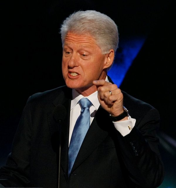 BILL CLINTON  -  - Başkanlığı döneminde bütçe fazla verdi ama kamu maliyesinde sert yapılar oluşturuldu. -  -