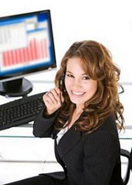 Sadece yapabileceğiniz işlerin altına girin: Birilerine hoş görünmek için yapamayacağınız işler ile ilgili sözler vermeyin. O an o kişiye çok hoş görünebilirsiniz ama ya sonra? Daha sonra işi yapamadığınızda çok daha kötü bir durumda olabilirsiniz. O nedenle anlık şirin görünme çabalarından ziyade, daha uzun soluklu düşünün. Esasında, işyerinde mutsuz olmanın en büyük nedenlerinden birisi, yapabileceklerinizden daha fazlasını yapabileceğiniz yönünde sözler vermenizdir. Ya da, yapabileceğiniz süreden daha kısa bir sürede yapabileceğiniz yönünde garanti vermek. Eğer işleriniz yoğunsa, yeni bir iş ya da proje konusunda gönüllü olarak sorumluluk üstlenmeyin mesela.