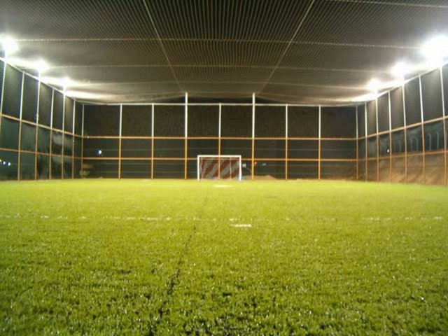 Vezir Spor Tesisleri / Çamlıca  - Tel :(216 321 51 51)