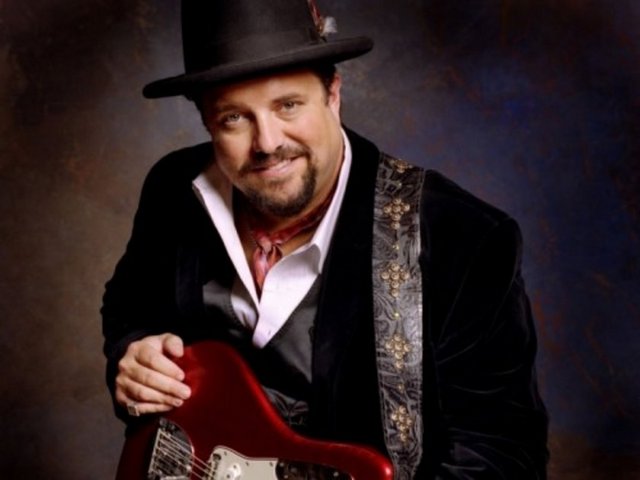 Raul Malo / Every Little Thing About You