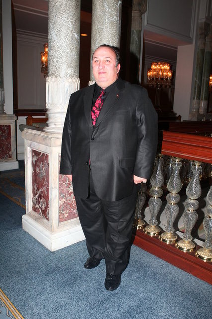 UĞUR BATUR
