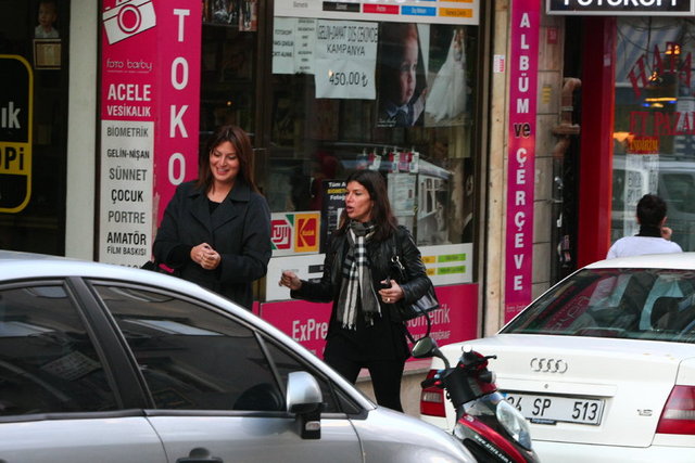 ZEYNEP ÜSTÜNEL